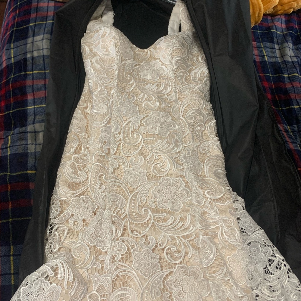 Carries Bridal Boutique Wedding gown